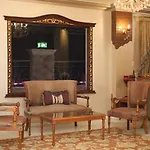 Royal Pyramids Palace Residence