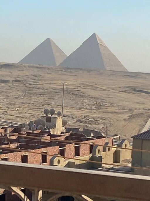 Royal Pyramids Palace Apartment Cairo