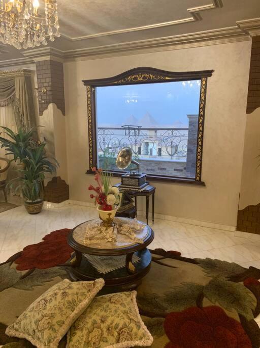Apartment Royal Pyramids Palace