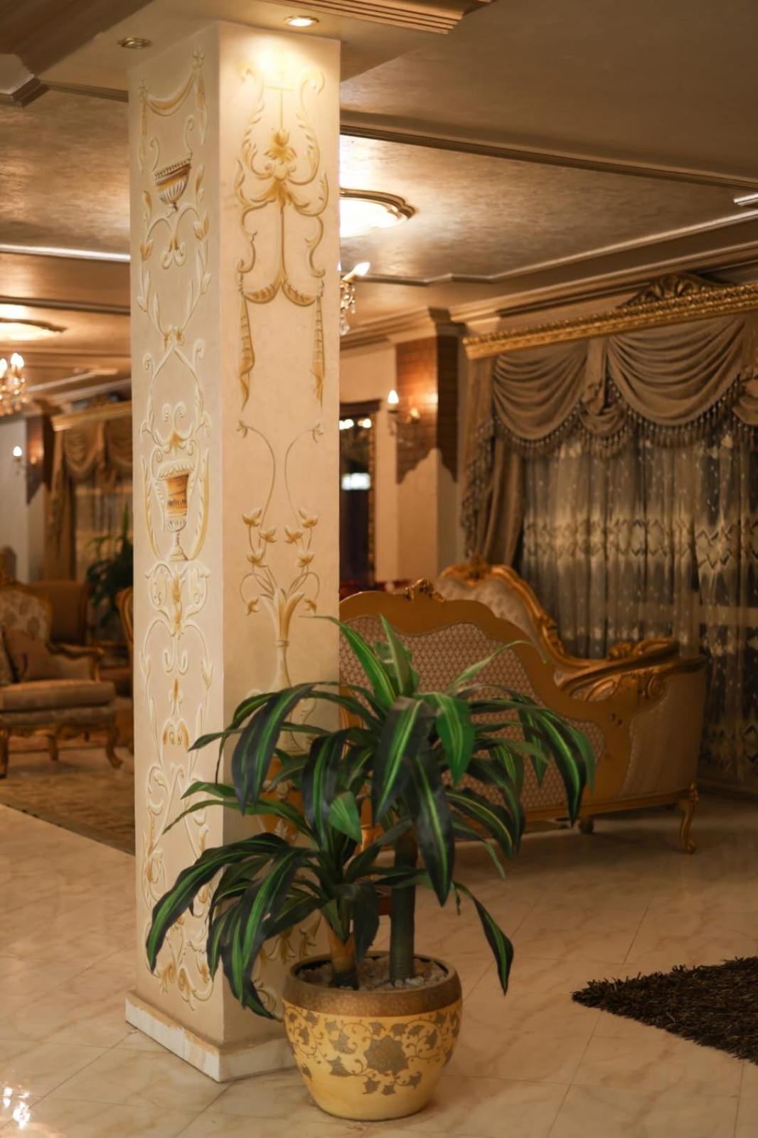 Apartment Royal Pyramids Palace